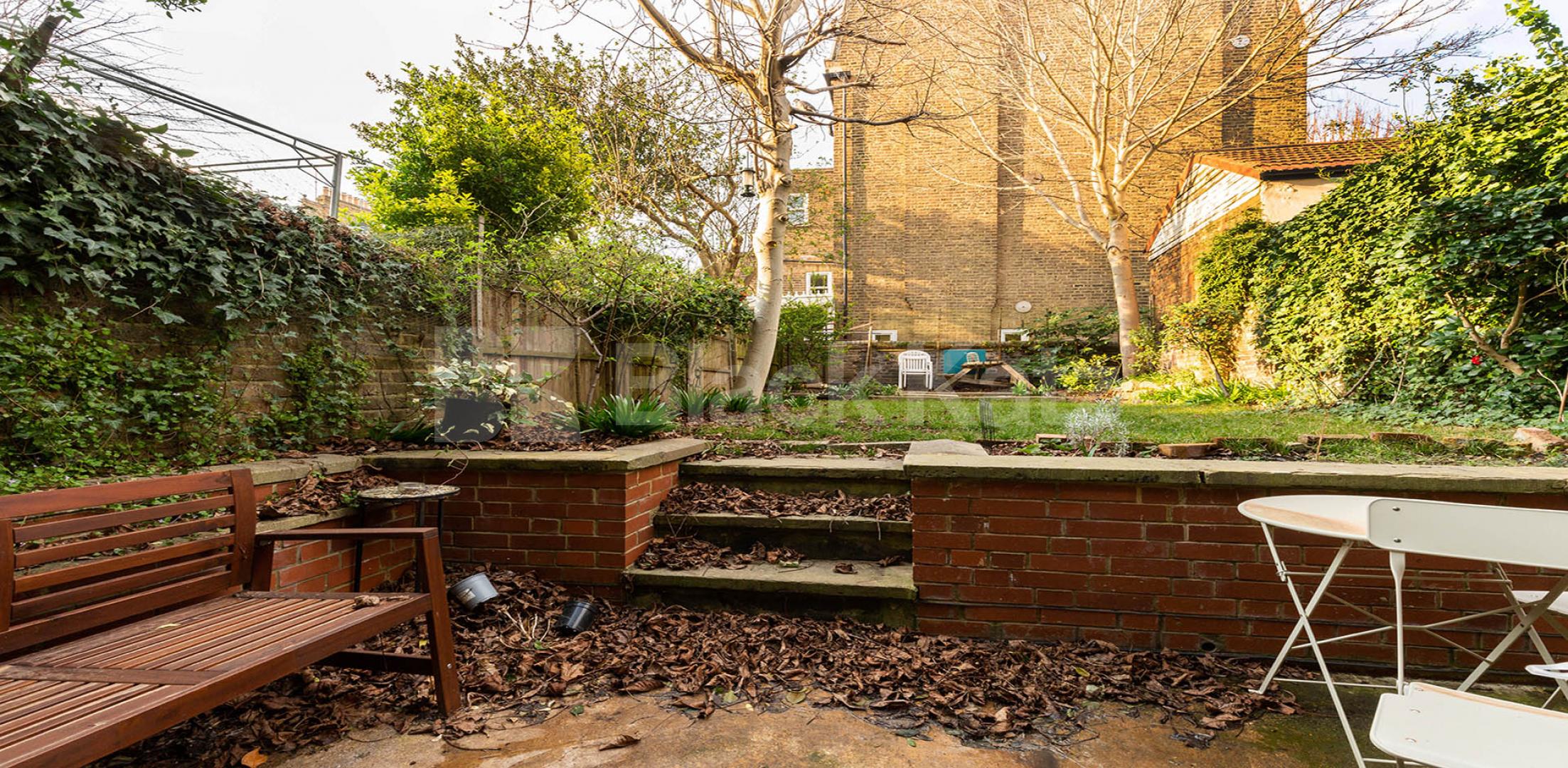 Beautiful two bedroom set in a period conversion with a garden Tufnell Park Road, Tufnell Park